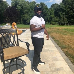 Meet your Posher, Javon